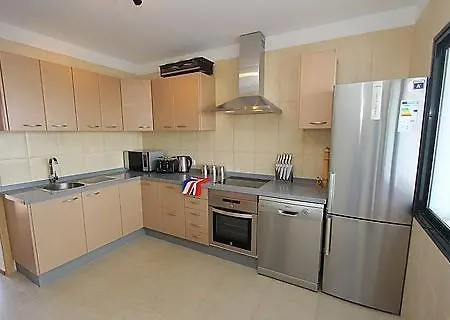 Playa Blanca Sleeps 8 With Pool Air Con And Wifi * Playa Blanca (Lanzarote)