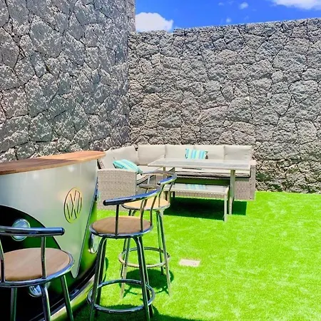 Playa Blanca Sleeps 8 With Pool Air Con And Wifi * Playa Blanca (Lanzarote)
